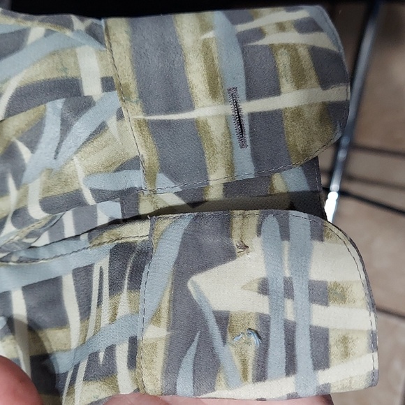 Le Caviar blouse size large (InvW121) - Picture 5 of 5